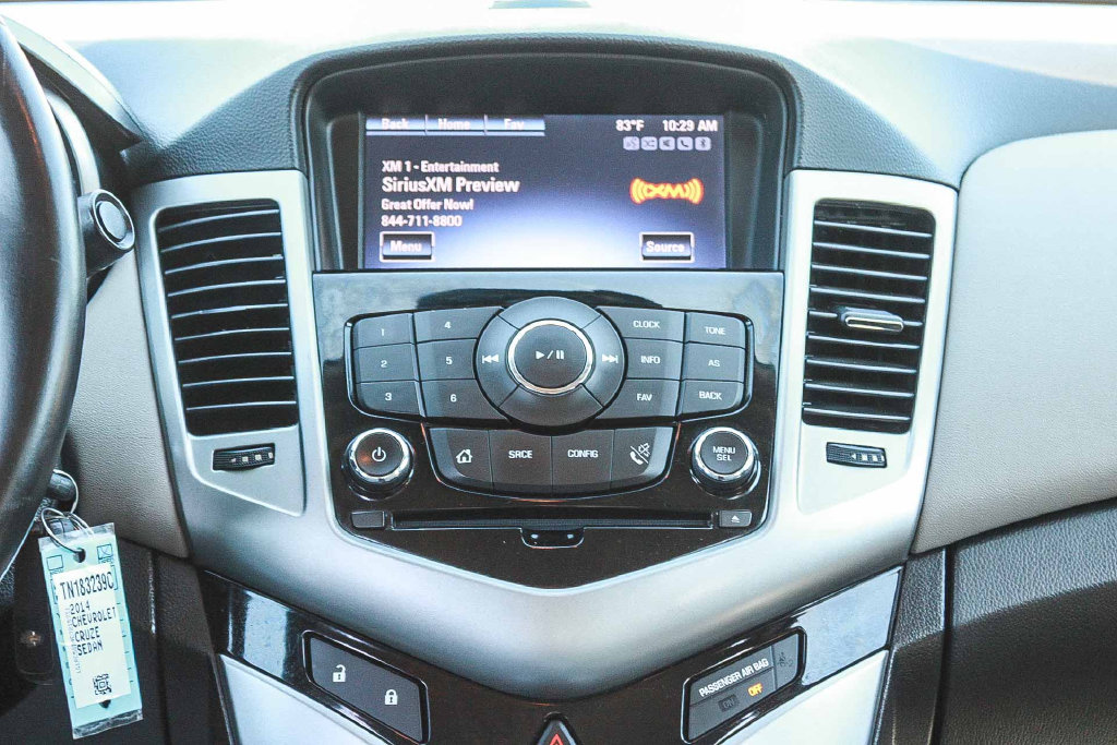 Used 2014 Chevrolet Cruze LT w/ Technology Package FWD image 14