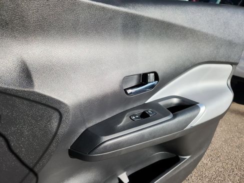 Used 2023 Nissan Kicks SR w/ SR Premium Package image 15