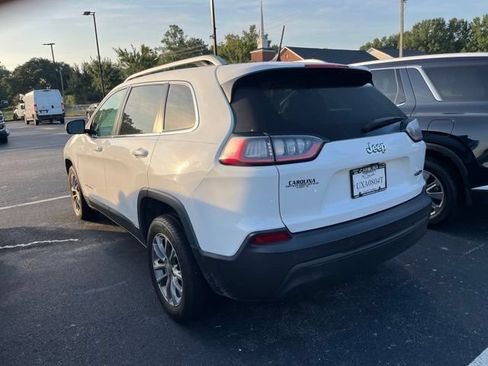 Used 2019 Jeep Cherokee Latitude Plus FWD image 4