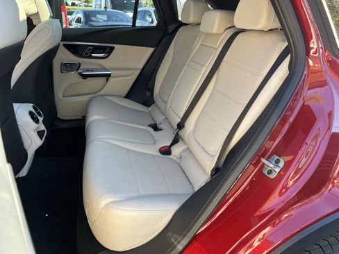New 2026 Mercedes-Benz GLC 300 4MATIC image 23