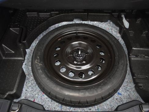 Used 2023 Ford Escape ST-Line image 40