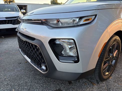 Used 2021 Kia Soul EX image 8