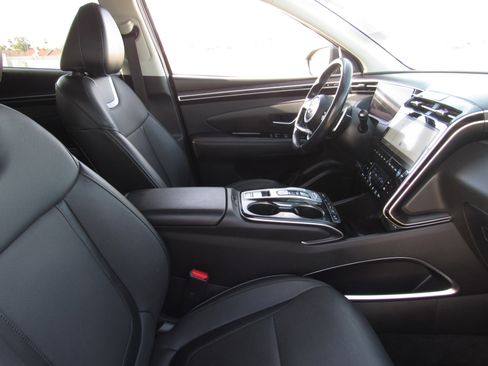 Used 2023 Hyundai Tucson Limited w/ Cargo Package image 9