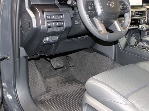 Certified 2026 Toyota 4Runner TRD Off-Road Premium w/ Tow Technology Package AWD/4WD image 57