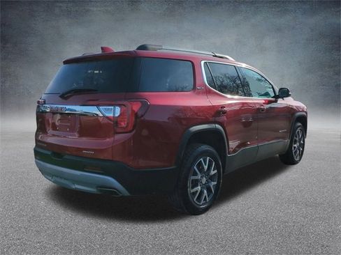 Used 2023 GMC Acadia SLT image 9