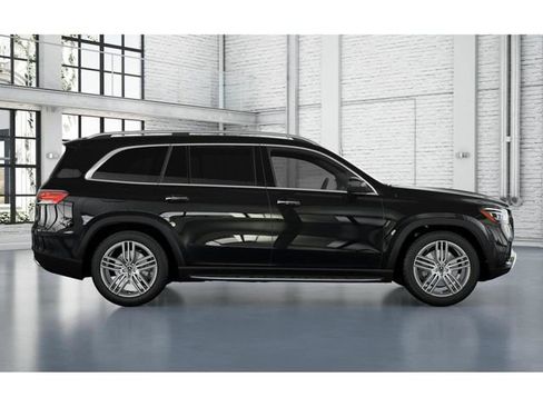 Certified 2026 Mercedes-Benz GLS 450 4MATIC image 16