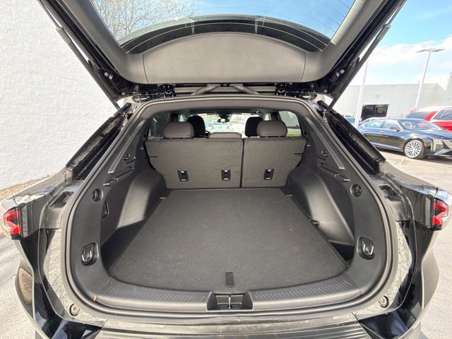 Used 2026 Chevrolet Equinox EV LT w/ Comfort Package FWD image 9