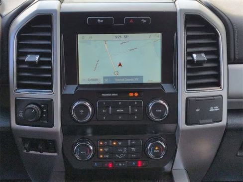 Certified 2021 Ford F250 Lariat image 30