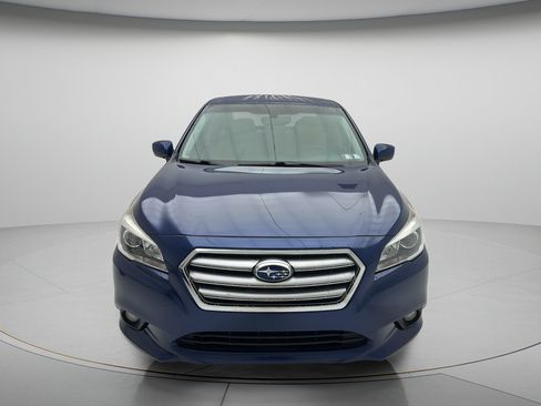 Used 2017 Subaru Legacy 2.5i Premium AWD/4WD image 2
