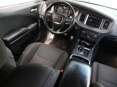 Used 2018 Dodge Charger R/T Scat Pack image 25