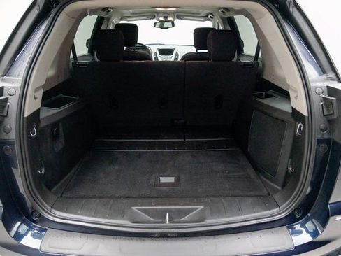 Used 2017 GMC Terrain SLE w/ Chrome Edition image 12