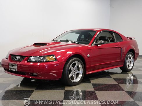 Used 2004 Ford Mustang GT RWD image 6