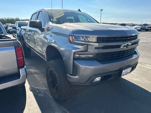 Used 2022 Chevrolet Silverado 1500 RST AWD/4WD image 2