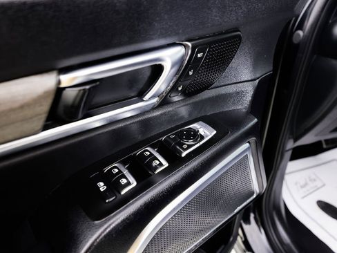 Used 2020 Kia Telluride SX w/ SX Prestige Package image 25