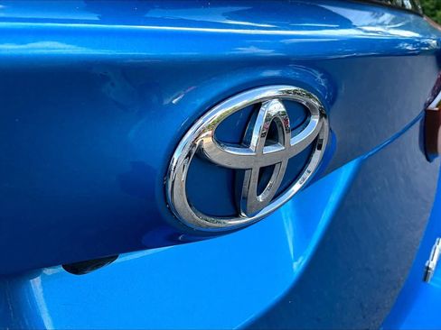 Used 2018 Toyota Corolla iM w/ All-Weather Mat Package FWD image 29