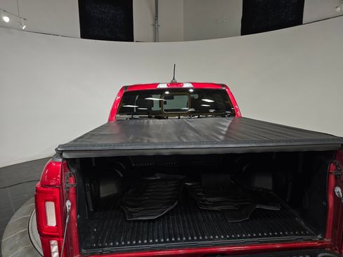 Used 2021 Ford Ranger Lariat w/ Tremor Off-Road Package image 8