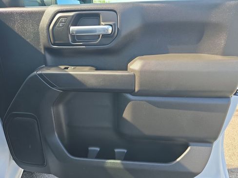 Used 2025 Chevrolet Silverado 3500 W/T AWD/4WD image 23
