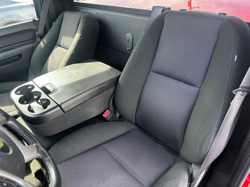 Used 2011 Chevrolet Silverado 1500 LT w/ Interior Plus Package image 13