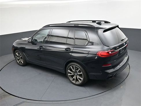 Used 2021 BMW X7 M50i image 20