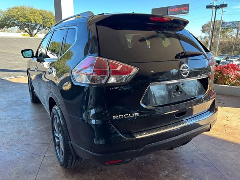 Used 2016 Nissan Rogue SL w/ SL Premium Package image 4