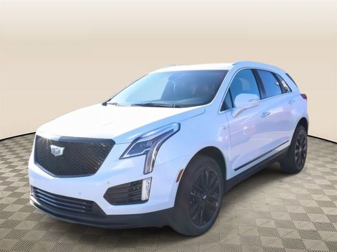 New 2026 Cadillac XT5 Luxury w/ LPO, ONYX Package image 10