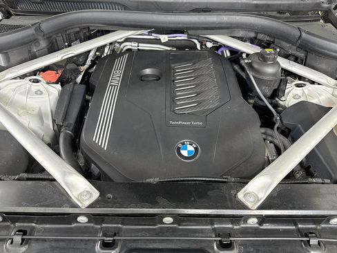 Used 2022 BMW X5 xDrive40i AWD/4WD image 29