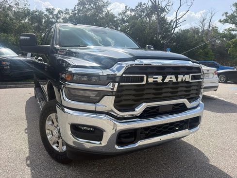 Used 2026 RAM 2500 Big Horn AWD/4WD image 6