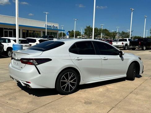Used 2023 Toyota Camry SE image 24