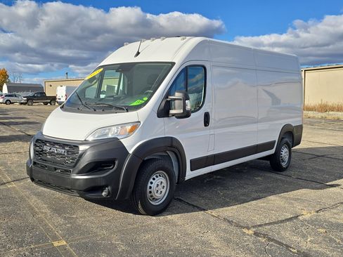 Used 2025 RAM ProMaster 2500 image 2