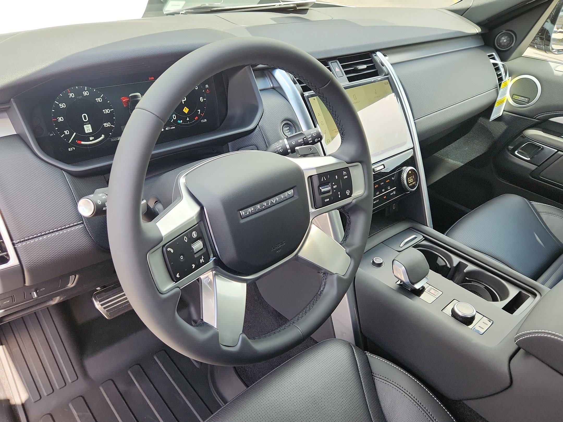 New 2026 Land Rover Discovery Dynamic SE AWD/4WD image 4