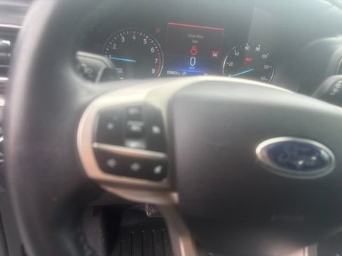Used 2020 Ford Explorer XLT w/ Equipment Group 202A AWD/4WD image 15
