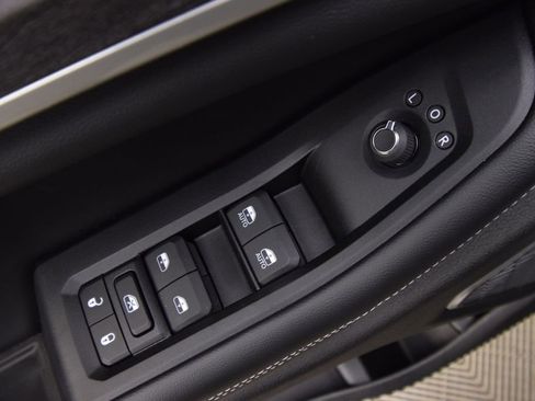 New 2025 Jeep Grand Cherokee Limited 4xe image 39