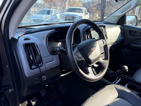 Used 2018 Chevrolet Colorado 2WD Extended Cab image 12