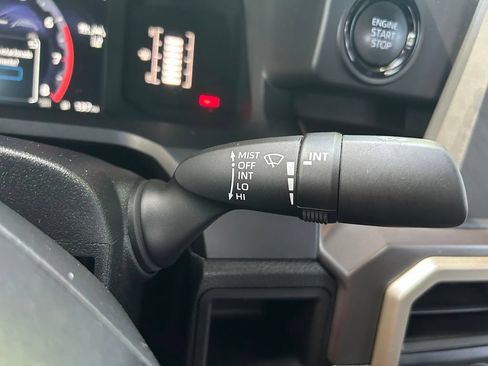 Used 2025 Toyota Tacoma SR5 RWD image 20