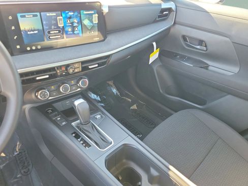 New 2026 Nissan Kicks S image 30