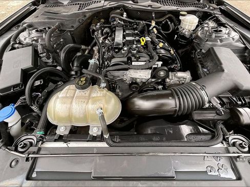 Certified 2022 Ford Mustang Coupe image 26