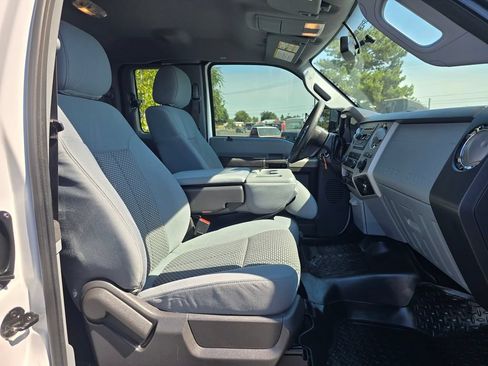 Used 2015 Ford F250 XLT w/ XLT Value Package AWD/4WD image 13