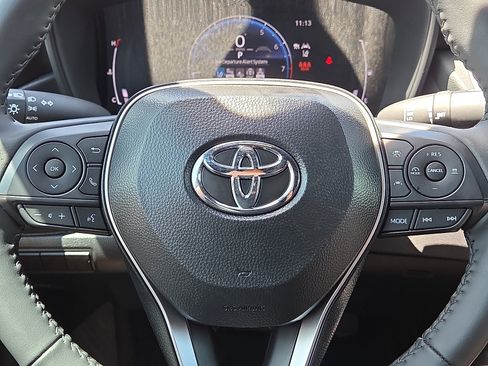 Used 2026 Toyota Corolla SE FWD image 17