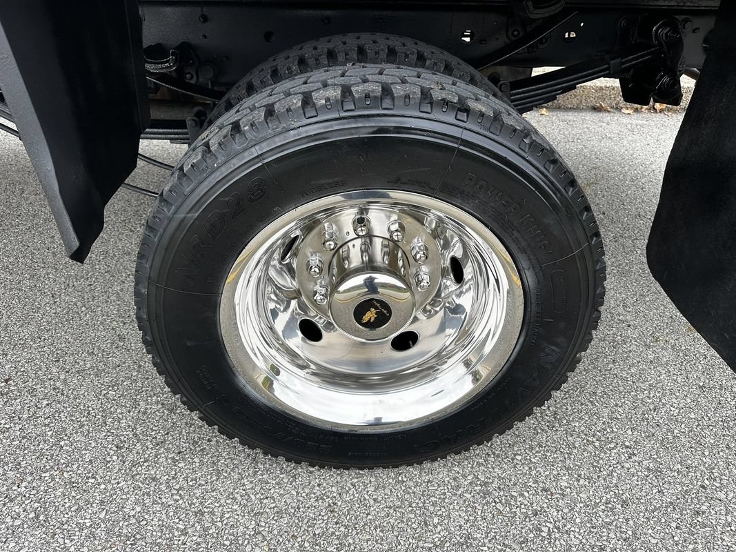 Used 2019 Ford F550 Luxury RWD image 13