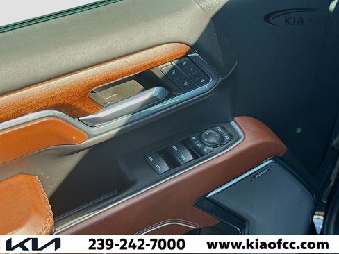 Used 2024 GMC Sierra 3500 Denali Ultimate image 22