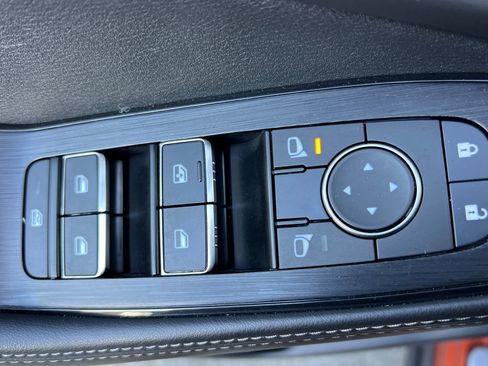 Certified 2023 Nissan Rogue Platinum w/ Platinum Premium Package image 11