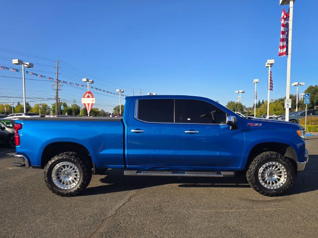 Used 2023 Chevrolet Silverado 1500 LTZ w/ LTZ Premium Package AWD/4WD image 7