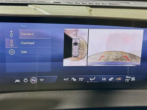 Used 2025 Buick Enclave Preferred image 12