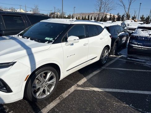 Used 2019 Chevrolet Blazer Premier w/ Sun and Wheels Package image 1