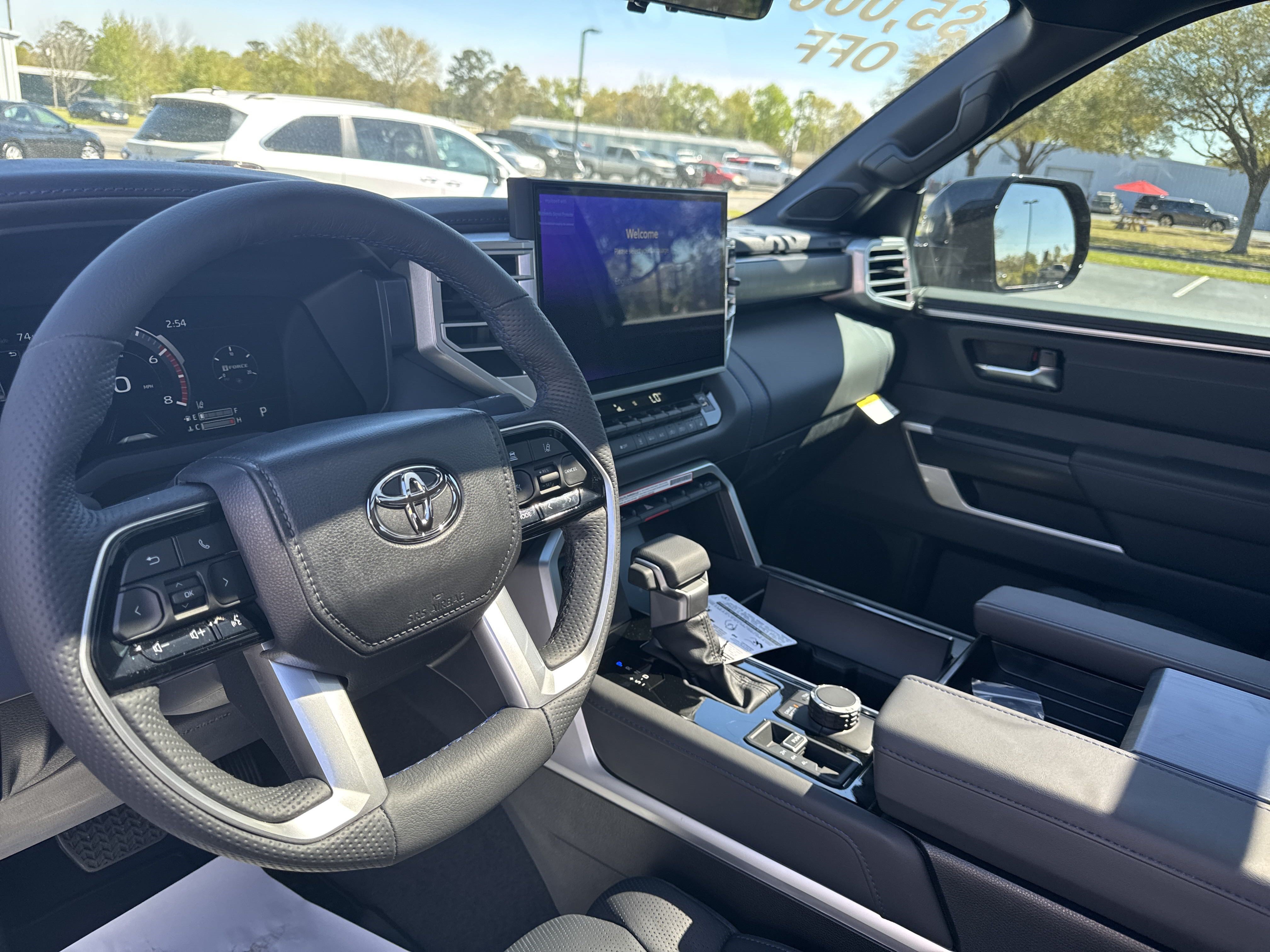 New 2025 Toyota Tundra Platinum AWD/4WD image 15