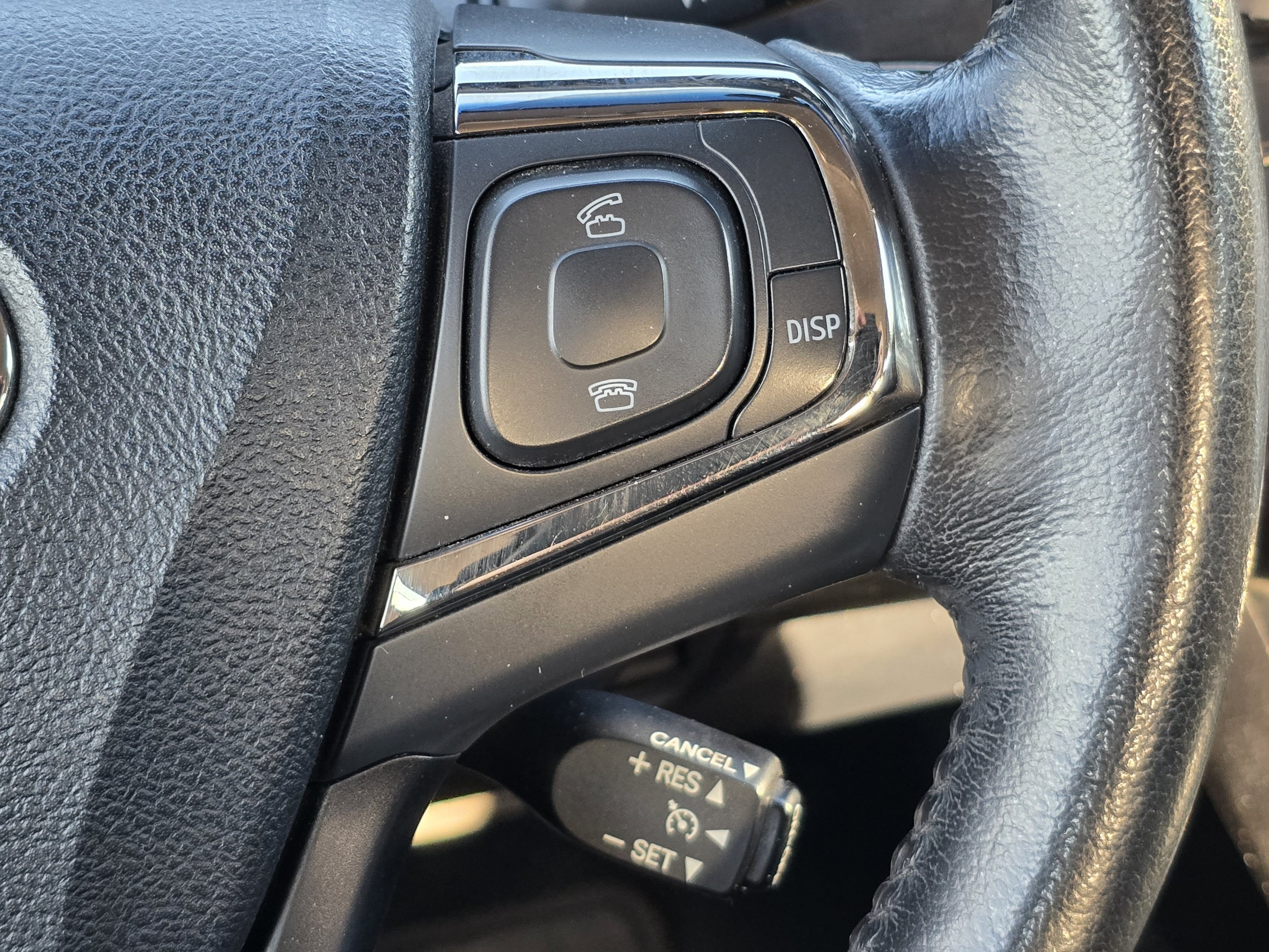 Used 2013 Toyota Avalon XLE FWD image 12
