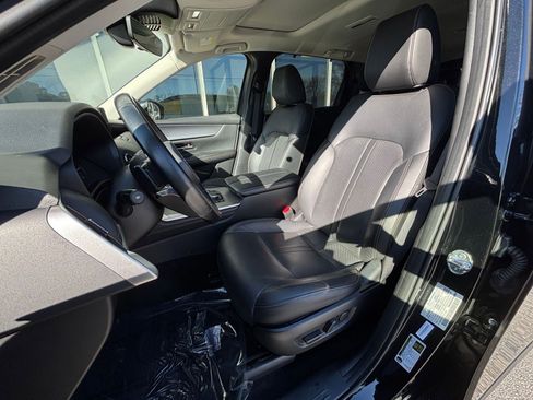 Used 2025 MAZDA CX-90 3.3 Turbo w/ Preferred Package image 42