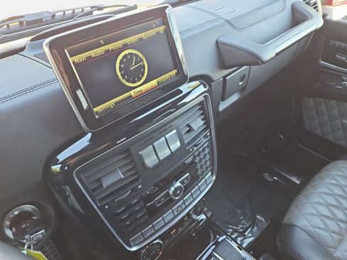 Used 2016 Mercedes-Benz G 63 AMG 4MATIC image 19