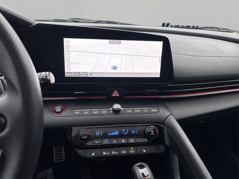 Certified 2024 Hyundai Elantra N Line image 28
