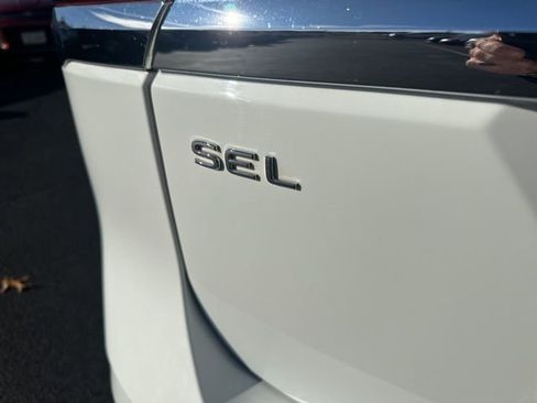 Used 2022 Volkswagen Atlas SEL image 33